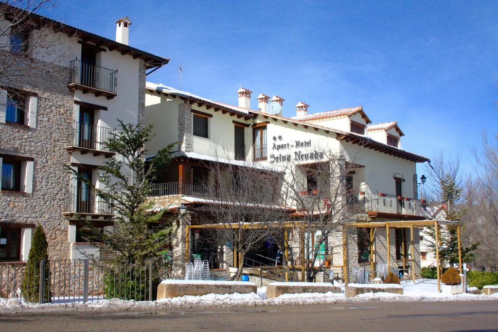 Apart-Hotel Selva Nevada La Virgen de la Vega Eksteriør billede